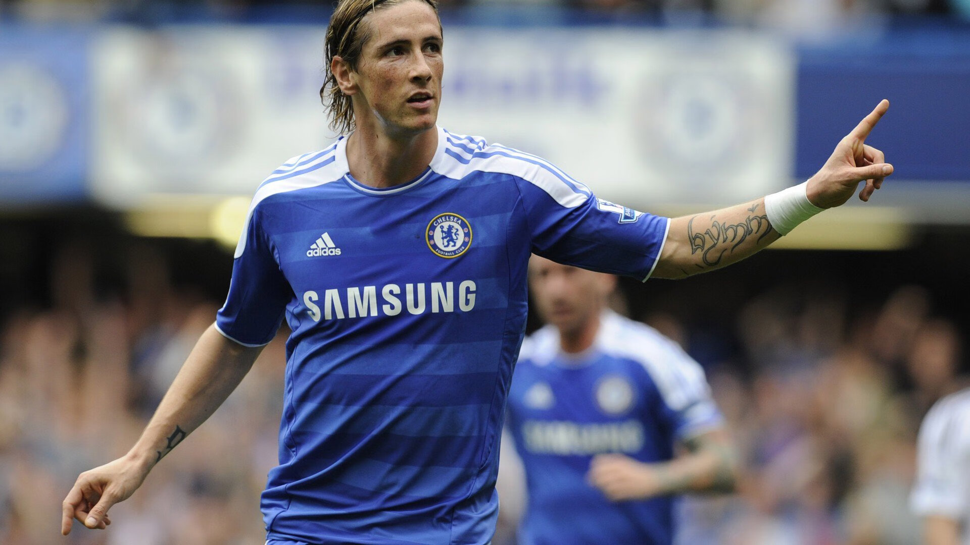 欧冠半决赛之夜,西亚卡姆关键回合不手软,定义巨星时刻